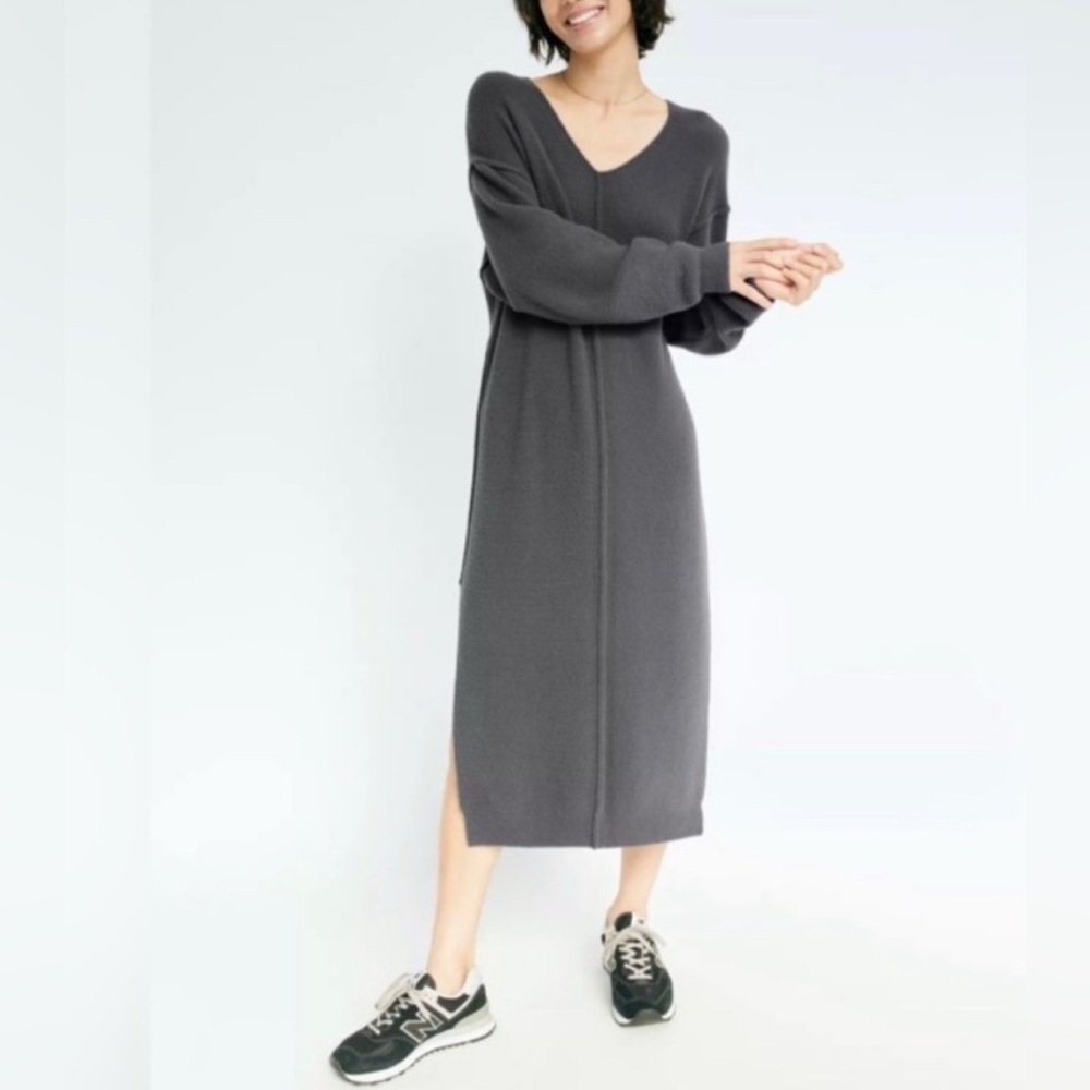 Aritzia Wilfred Hush Knit Sweater Dress